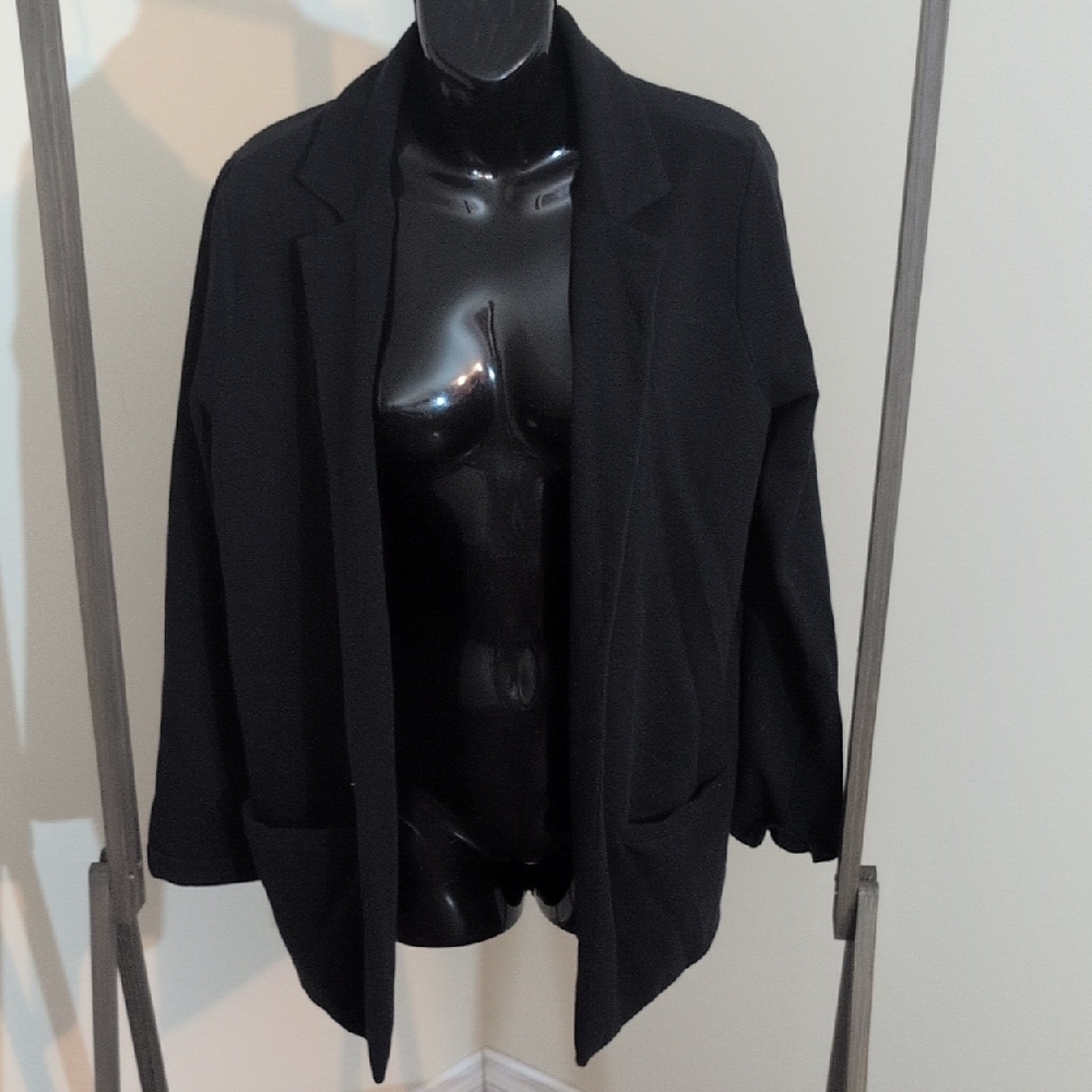 Julia | Classic Black Women's Sweater Blazer